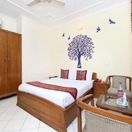 Hotel Paradise Chandīgarh Extérieur photo