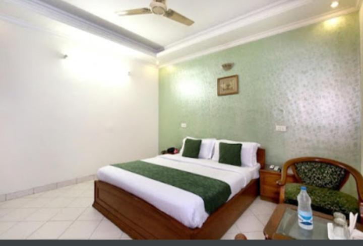 Hotel Paradise Chandīgarh Extérieur photo