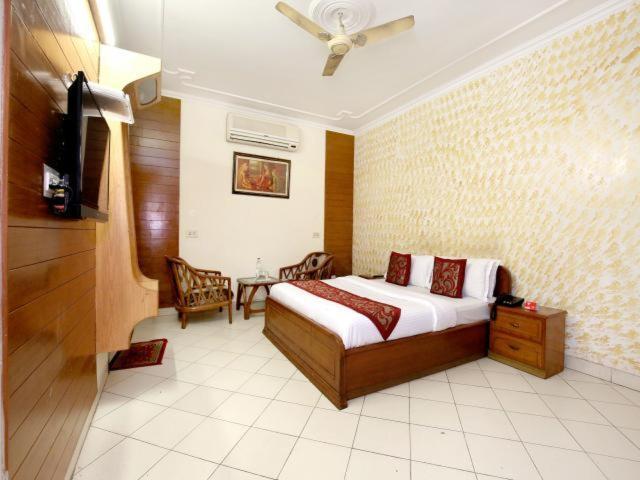 Hotel Paradise Chandīgarh Extérieur photo