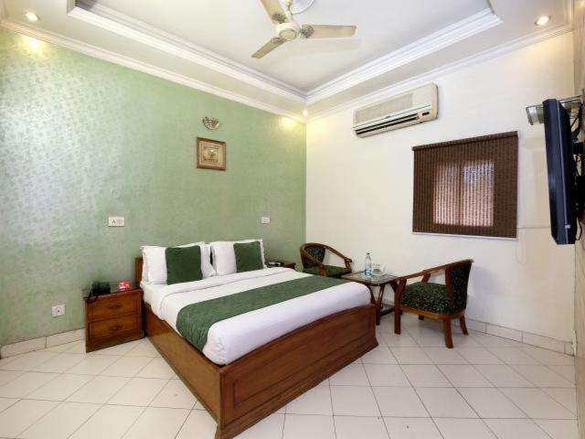 Hotel Paradise Chandīgarh Extérieur photo
